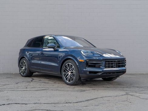 New 2026 Porsche Cayenne S image 9