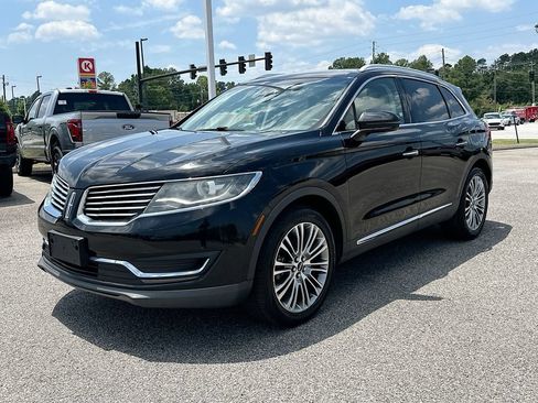 Used 2017 Lincoln MKX Reserve w/ Lincoln MKX Climate Package FWD image 1