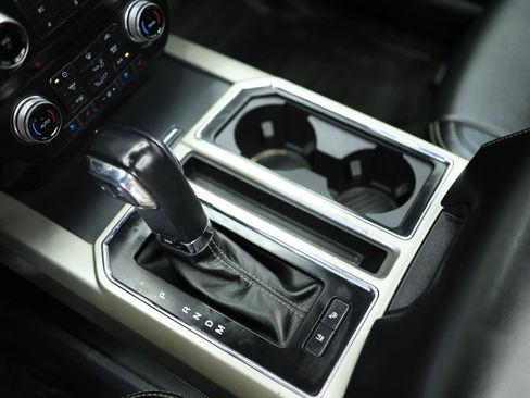 Used 2020 Ford F150 Lariat w/ Equipment Group 502A Luxury image 33