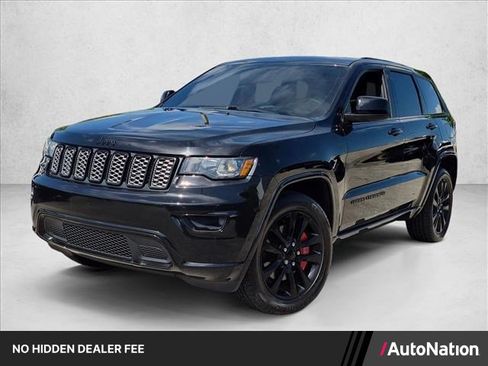 Used 2021 Jeep Grand Cherokee Laredo X AWD/4WD image 1