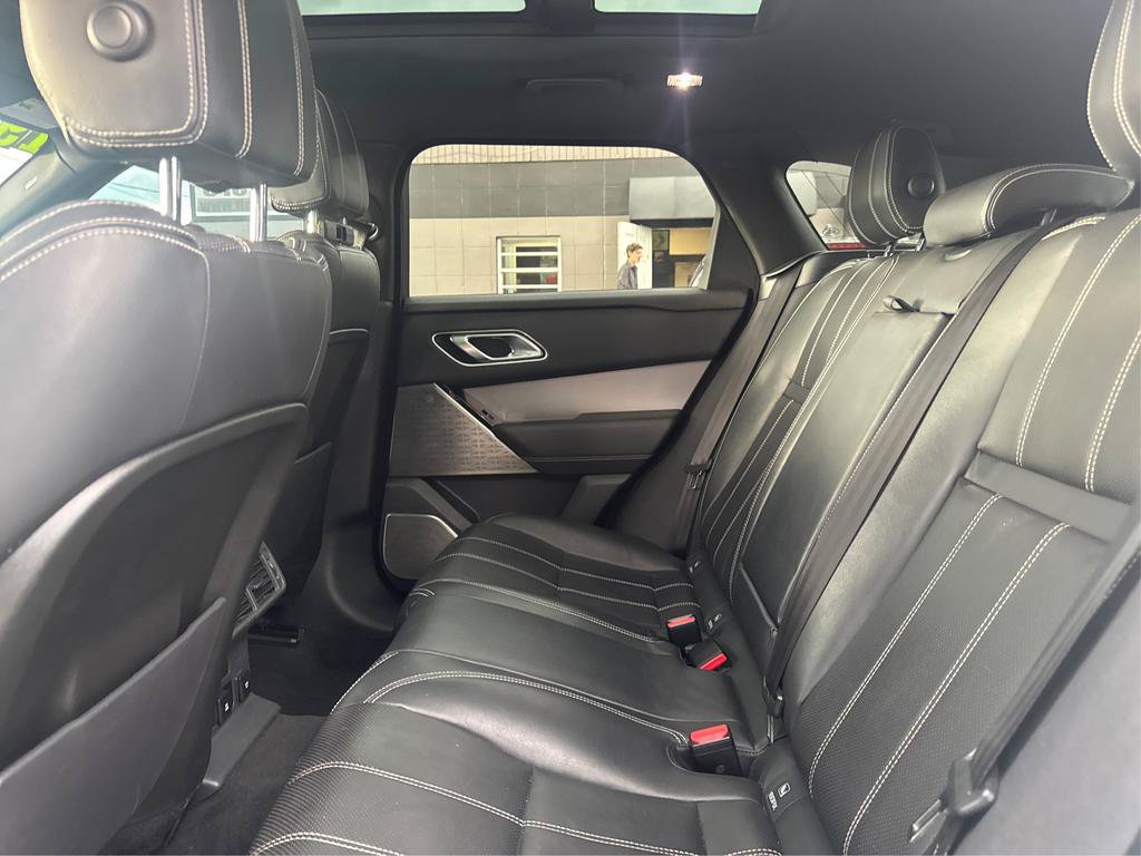 Used 2019 Land Rover Range Rover Velar R-Dynamic SE AWD/4WD image 10