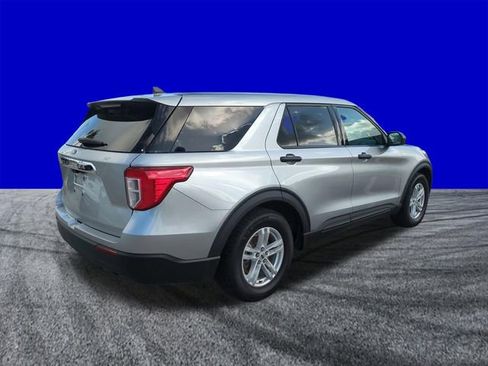 Certified 2023 Ford Explorer 2WD image 4
