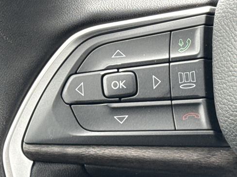 New 2026 Jeep Grand Cherokee L Limited w/ Limited Altitude Package RWD image 19