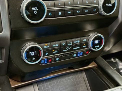 Used 2021 Ford Expedition Max Platinum AWD/4WD image 16