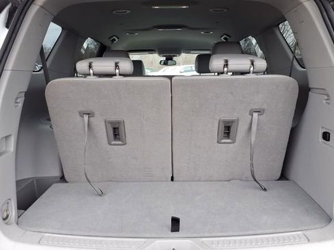 Used 2023 GMC Acadia SLT image 22