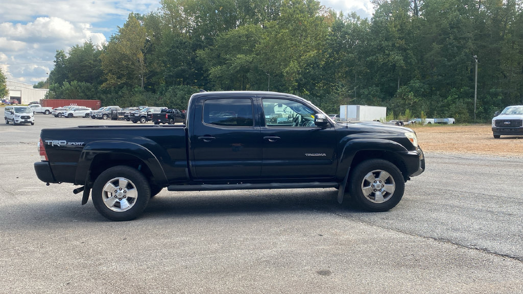Used 2015 Toyota Tacoma PreRunner w/ TRD Sport Package RWD image 4