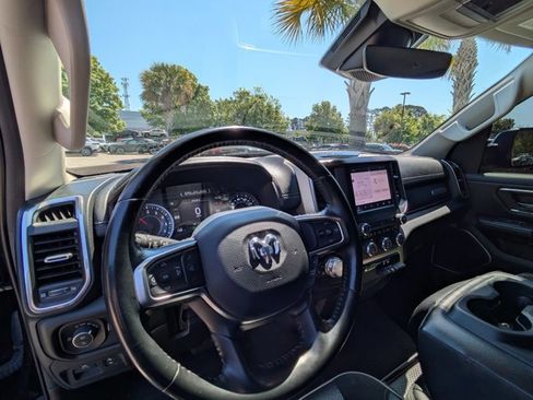 Used 2022 RAM 1500 Laramie image 10