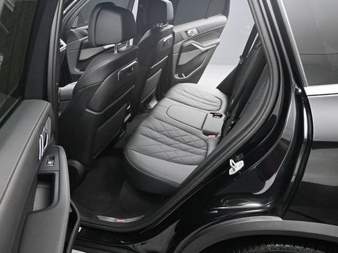 Used 2024 BMW X5 sDrive40i w/ Premium Package RWD image 19