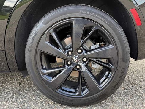 Used 2025 Buick Envision Sport Touring AWD/4WD image 29