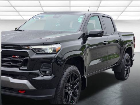 Certified 2025 Chevrolet Colorado Z71 w/ Z71 Convenience Package 2 AWD/4WD image 54