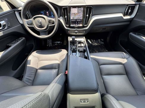 Certified 2025 Volvo XC60 B5 Plus AWD/4WD image 13