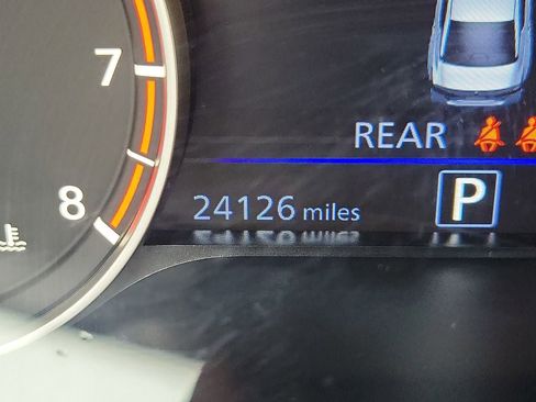 Used 2025 Nissan Altima 2.5 SV FWD image 21