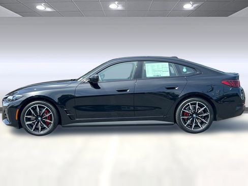 New 2026 BMW i4 eDrive40 w/ M Sport Package RWD image 2