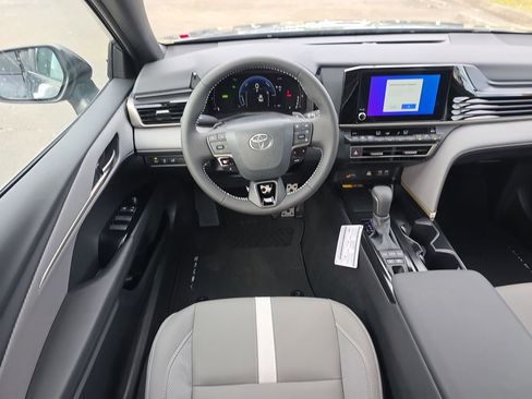 New 2026 Toyota Camry SE image 15