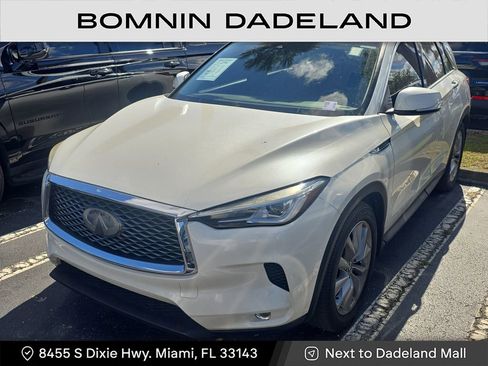 Used 2020 INFINITI QX50 Luxe w/ Navigation Package image 2