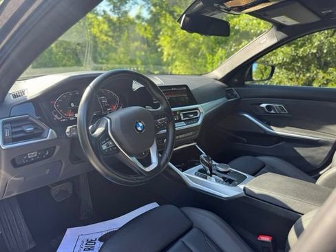 Used 2021 BMW 330i xDrive Sedan w/ Premium Package AWD/4WD image 9
