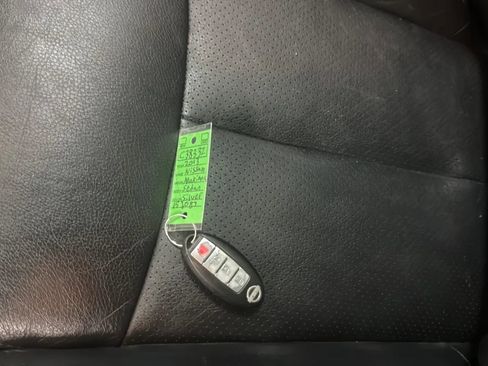Used 2013 Nissan Maxima 3.5 SV FWD image 31