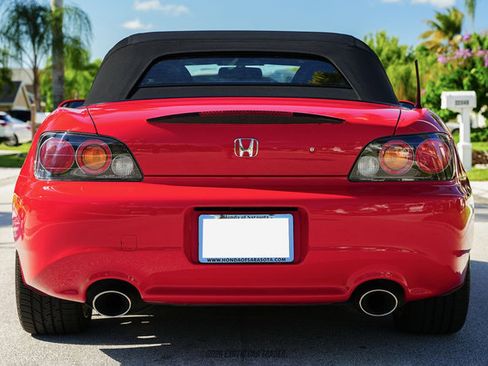 Used 2004 Honda S2000 image 19