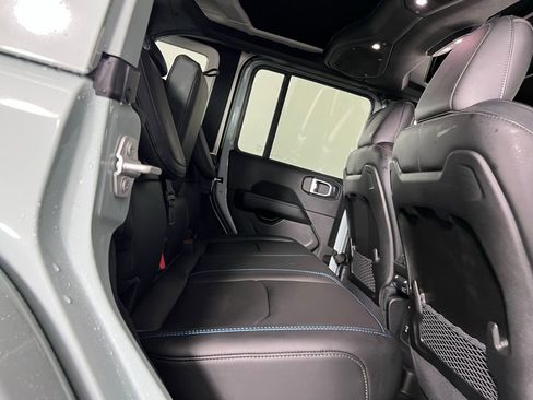 Used 2024 Jeep Wrangler Unlimited Rubicon 4xe image 29