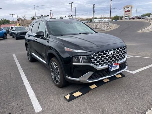 Used 2023 Hyundai Santa Fe Limited image 3