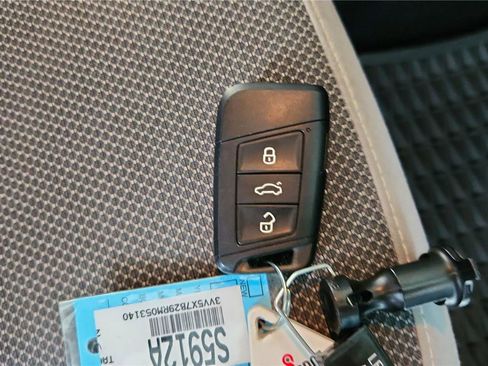 Used 2024 Volkswagen Taos S image 25