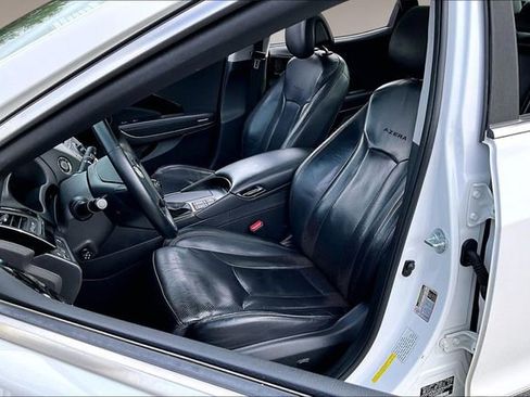 Used 2013 Hyundai Azera w/ Technology Pkg image 20