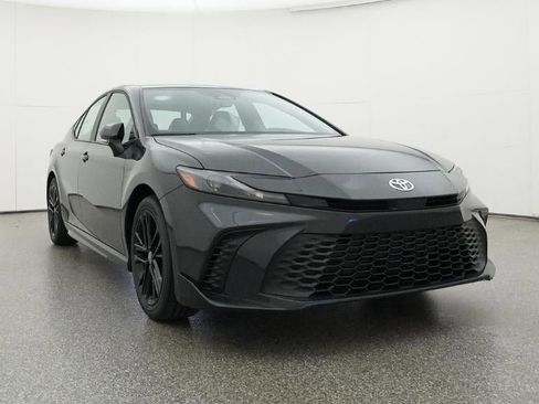 New 2026 Toyota Camry SE FWD image 30