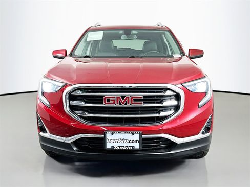 Used 2019 GMC Terrain SLT w/ Preferred Package image 2