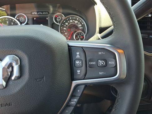 Used 2025 RAM 2500 Big Horn AWD/4WD image 22