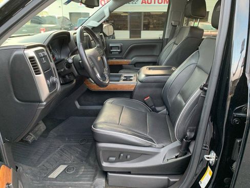 Used 2018 Chevrolet Silverado 1500 High Country image 8