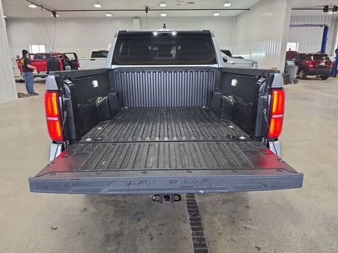 Used 2024 Toyota Tacoma SR5 AWD/4WD image 26