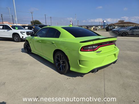 Used 2023 Dodge Charger R/T w/ Plus Group image 6