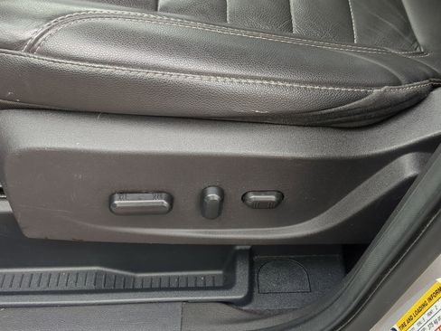 Used 2016 Ford Escape SE w/ SE Leather Comfort Package image 22