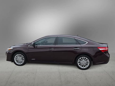 Used 2013 Toyota Avalon Limited FWD image 5