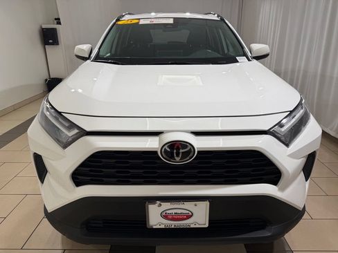 Certified 2025 Toyota RAV4 XLE AWD/4WD image 8