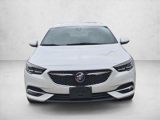 Used 2019 Buick Regal Avenir w/ Driver Confidence Package II FWD image 2