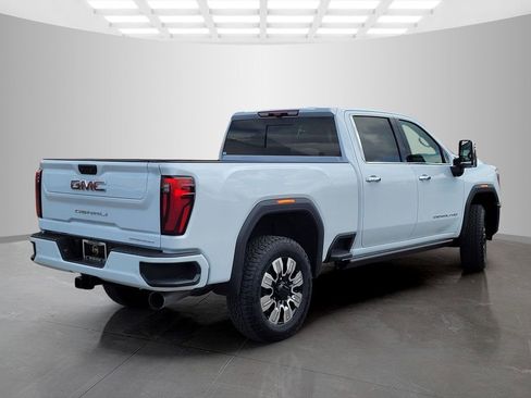 New 2026 GMC Sierra 2500 Denali image 4