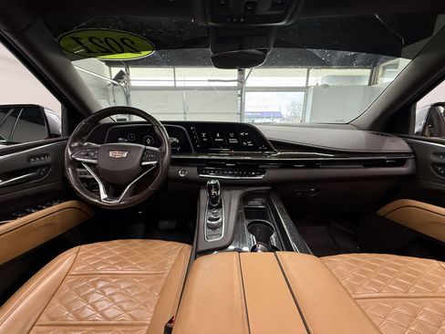 Used 2021 Cadillac Escalade Sport image 14