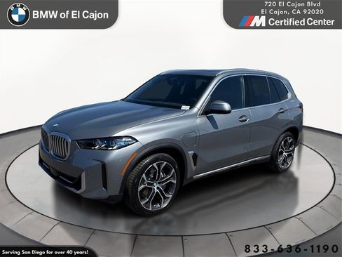 New 2026 BMW X5 xDrive50e w/ Executive Package image 2