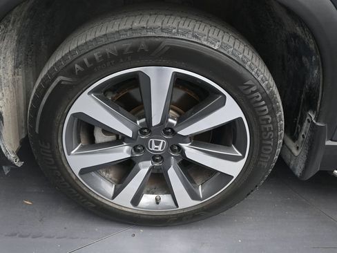 Used 2024 Honda Pilot Elite image 9