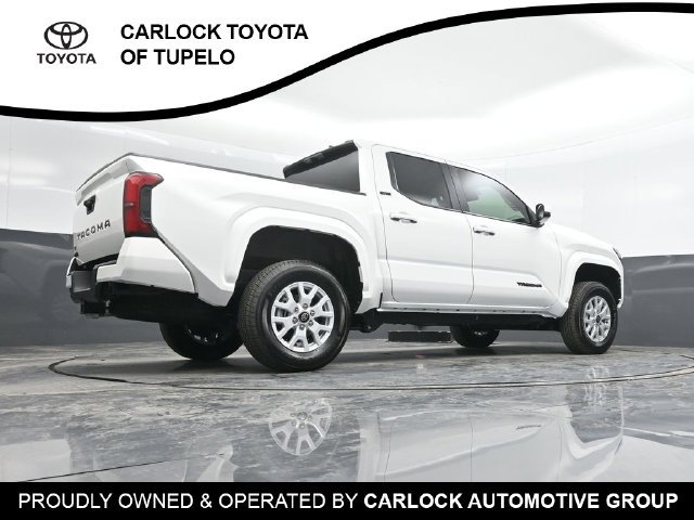 Used 2025 Toyota Tacoma SR5 AWD/4WD image 38