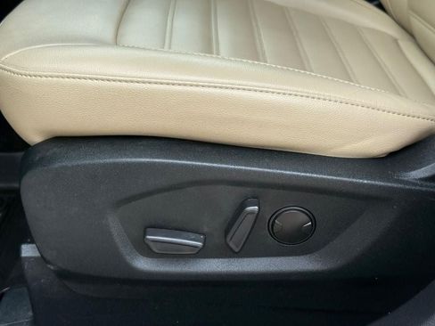 Used 2022 Ford Edge SEL w/ Convenience Package AWD/4WD image 19