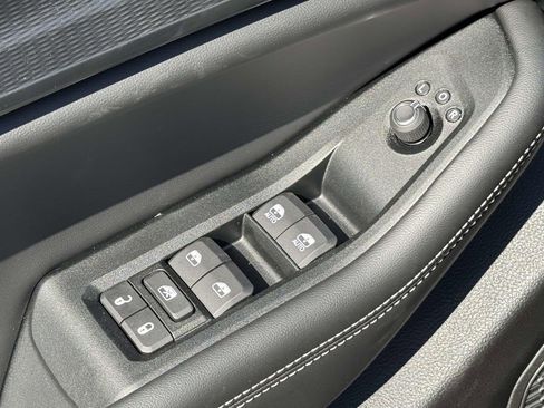 New 2026 Jeep Grand Cherokee L Laredo AWD/4WD image 28
