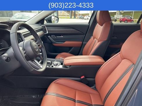 Used 2025 MAZDA CX-50 Meridian Edition w/ Weather Package AWD/4WD image 37