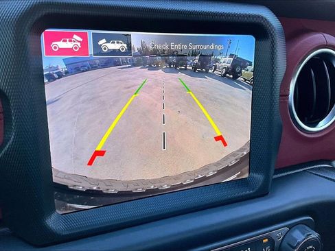 Certified 2023 Jeep Wrangler Unlimited Rubicon 4xe image 25