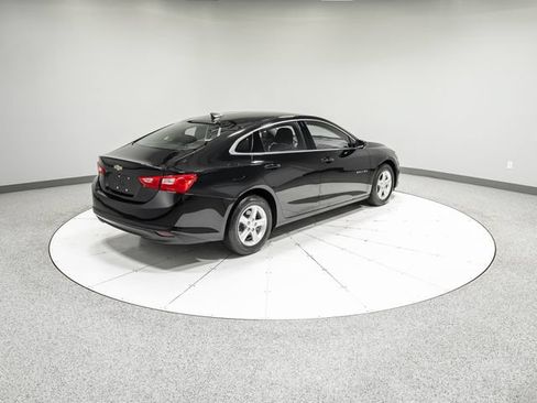 Used 2019 Chevrolet Malibu LS FWD image 27