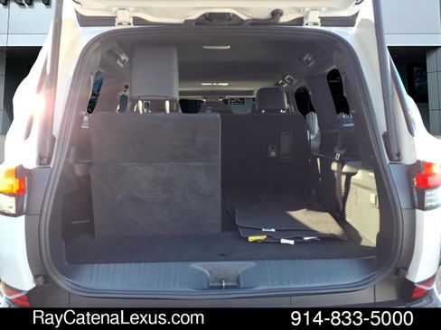 Certified 2024 Lexus GX 550 w/ Cold Area Package image 20