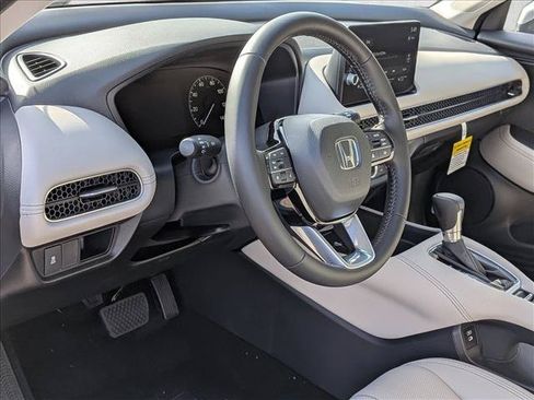 New 2027 Honda HR-V EX-L image 3