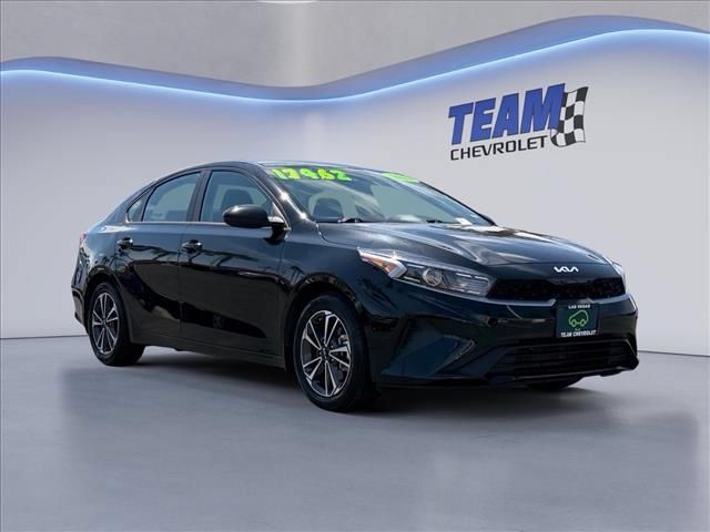 Used 2023 Kia Forte LXS FWD image 5