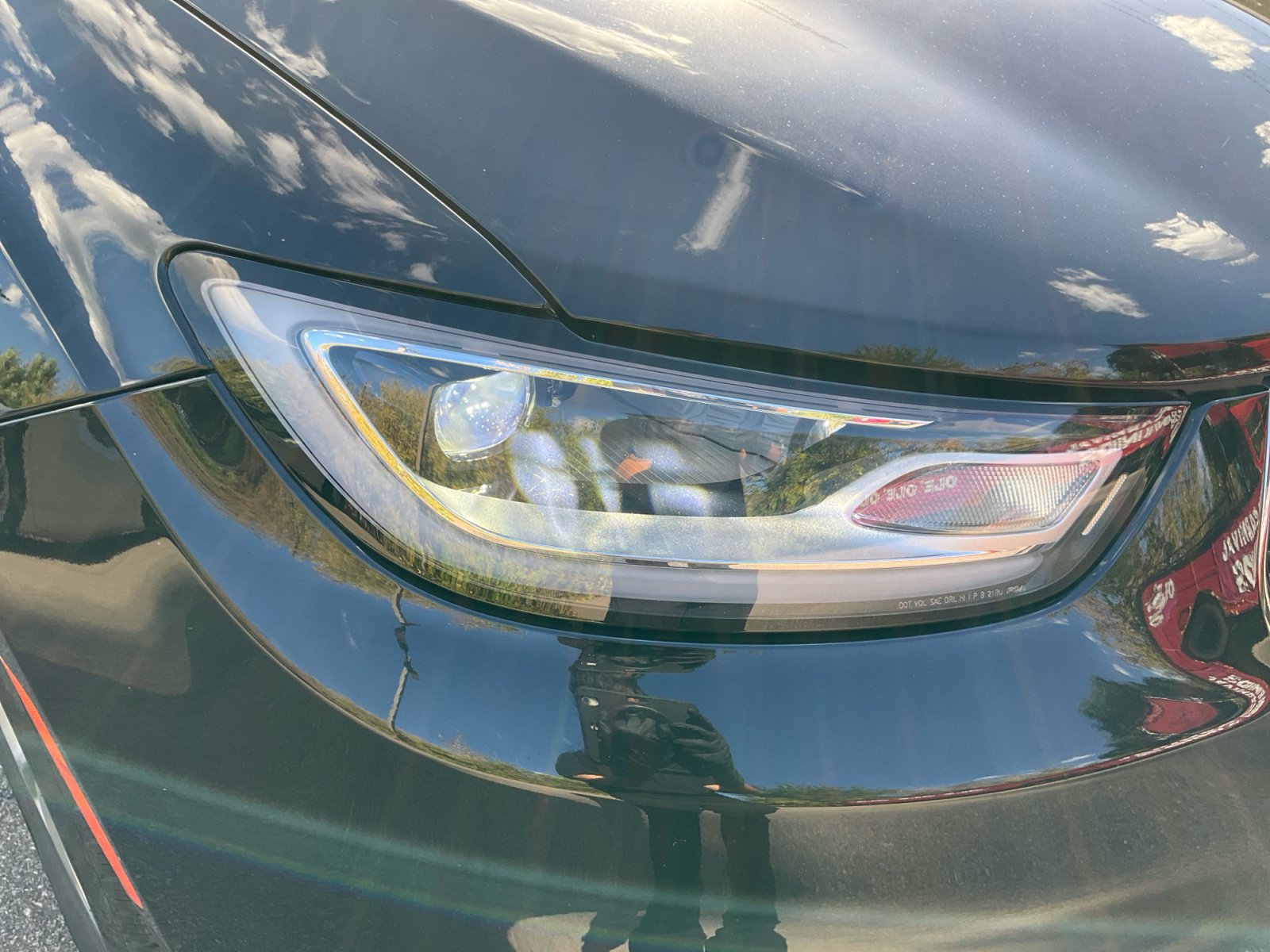 Used 2025 Chrysler Pacifica Select AWD/4WD image 32